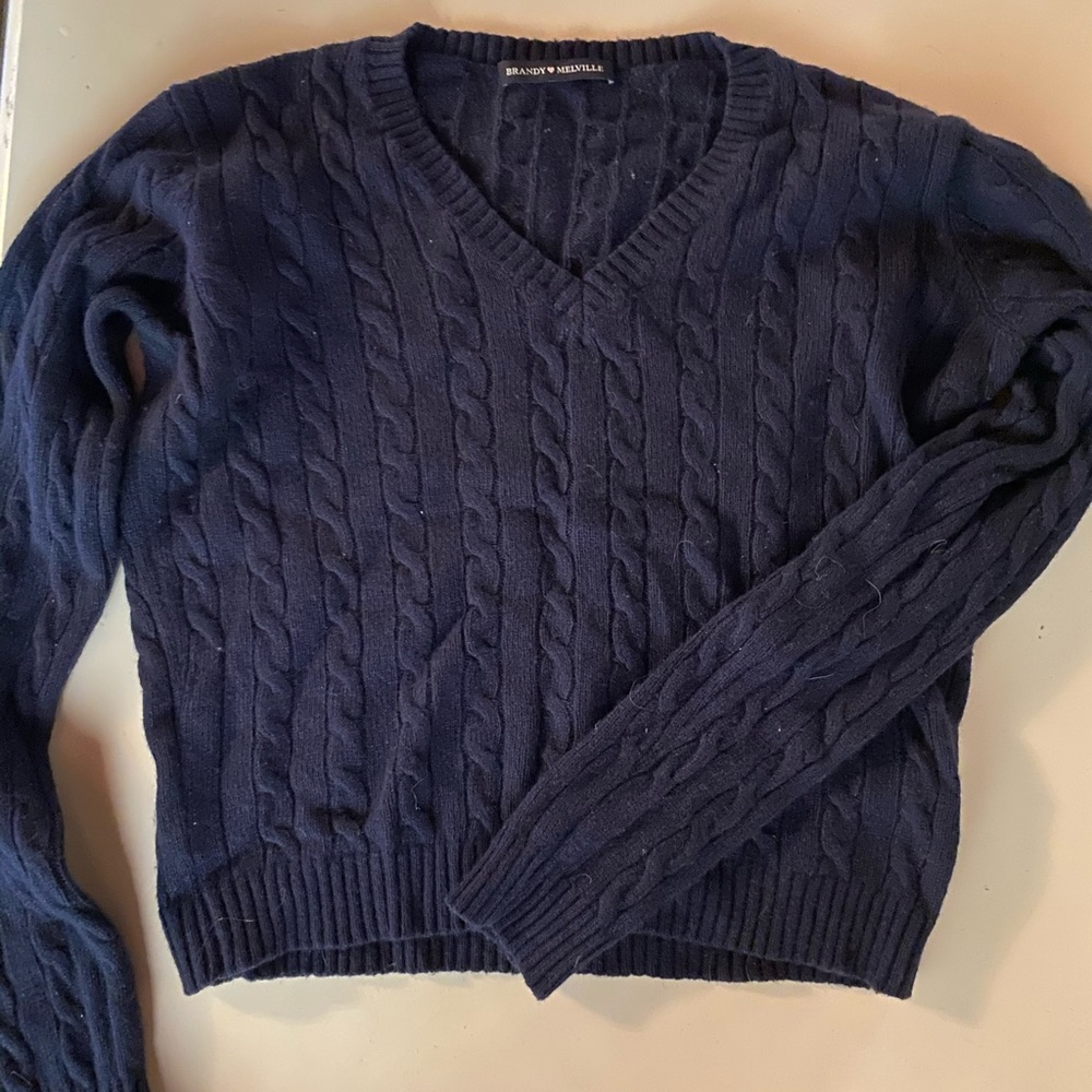 💙Navy cable knit Brandy Melville sweater💙